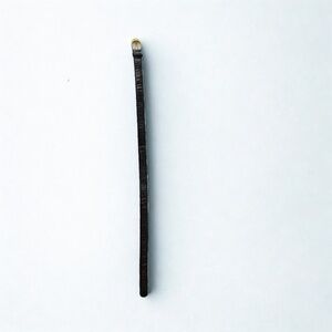 Liz Claiborne Black Alligator Embossed Leather Belt Medium with Gold Tone Buckle